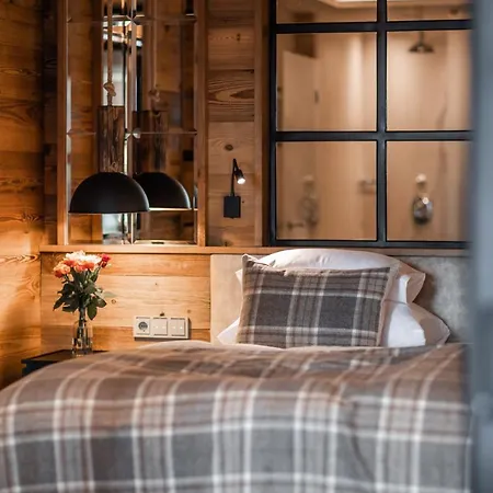 酒店 Alpin Sacher 5*