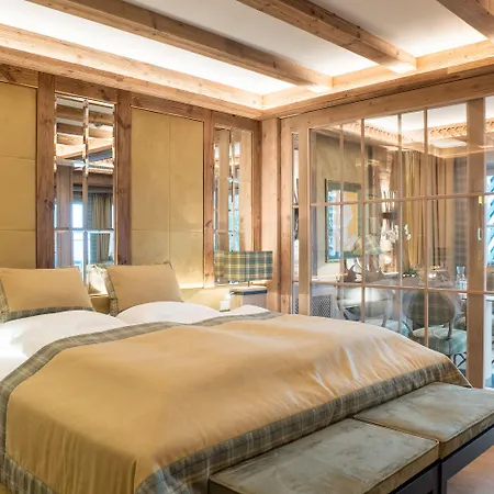 Hotel Alpin Sacher 5*