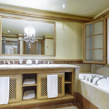 Alpin Sacher Hotel 5*