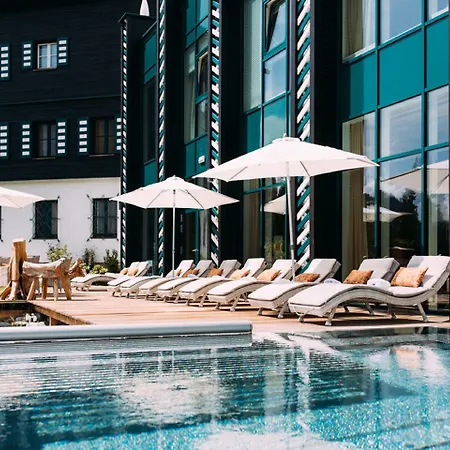 Alpin Sacher Hotel Seefeld in Tirol