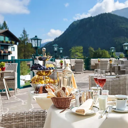 Alpin Sacher