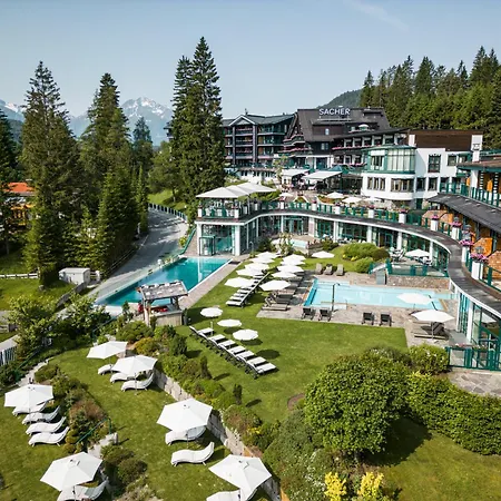 Hotel Alpin Sacher 5*