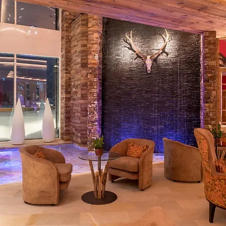 Hotel Alpin Sacher Seefeld in Tirol