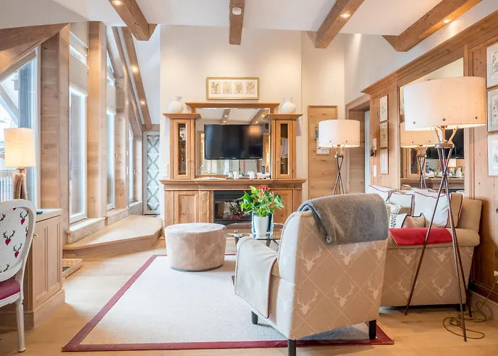 Hotel Alpin Sacher 5*