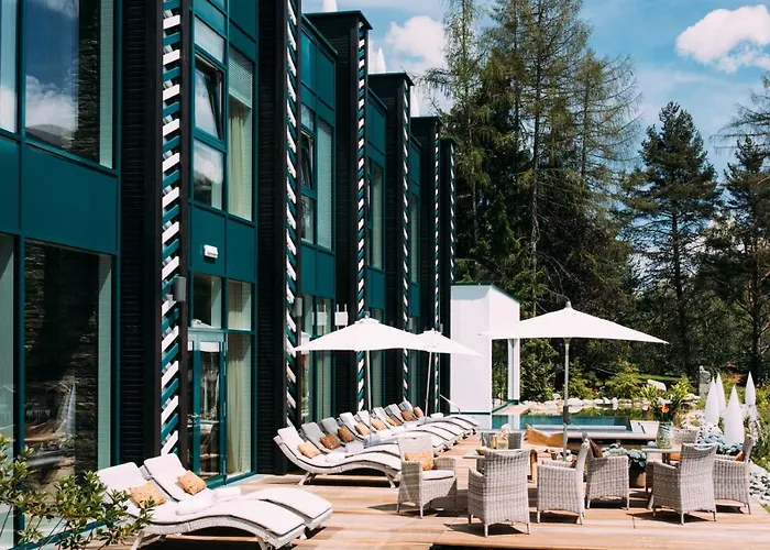 Hotel Alpin Sacher 5*