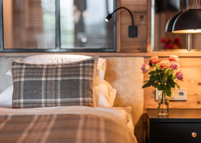 Alpin Sacher מלון 5*