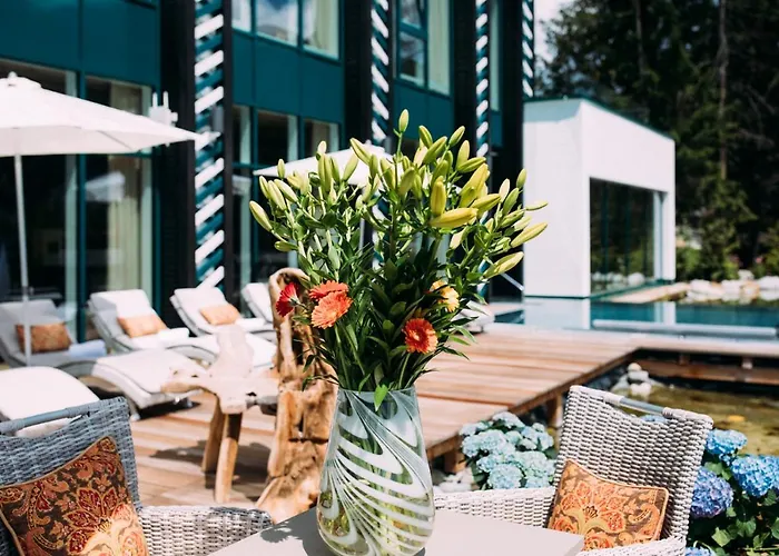 Alpin Sacher מלון 5*