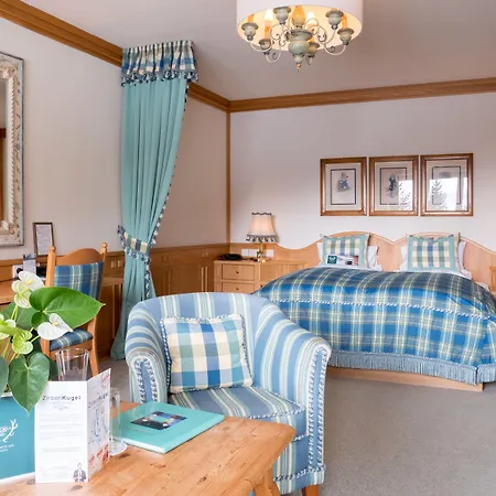 Alpin Sacher 5* Зеефельд в Тироле