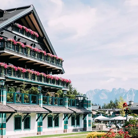 Alpin Sacher Отель Зеефельд в Тироле